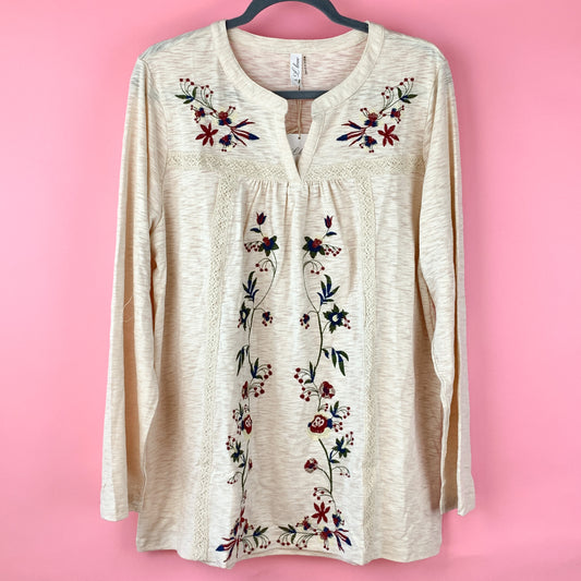 "Unique on the Vine" Embroidery with Lace Trim Top (PLUS)